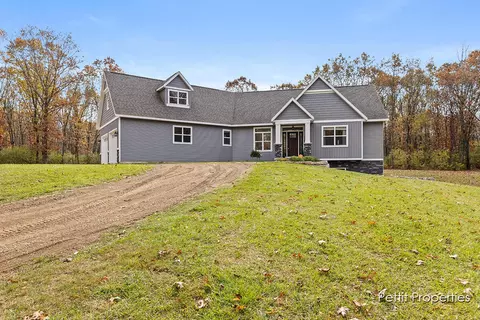 283 River Pine Dr, Lowell, MI 49331 photo 2