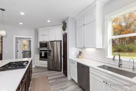 283 River Pine Dr, Lowell, MI 49331 photo 11