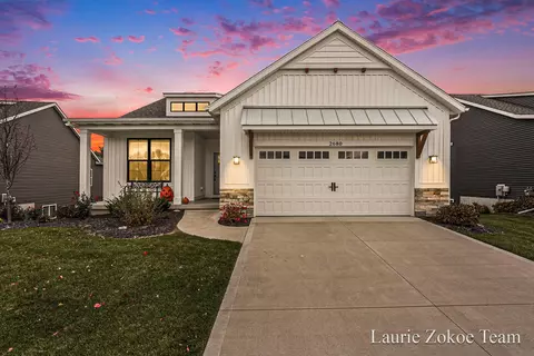 2680 Meadow Woods Dr, Grand Rapids, MI 49534