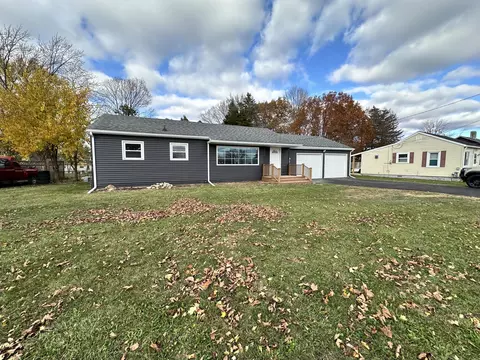 1312 W Parnall Rd, Jackson, MI 49201