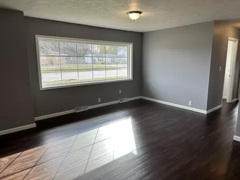 1312 W Parnall Rd, Jackson, MI 49201 photo 3