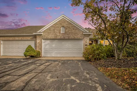 3453 S Lyn Haven Dr SE, Grand Rapids, MI 49512