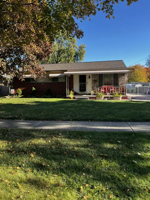 25760 Thomas Dr, Warren, MI 48091 photo 3
