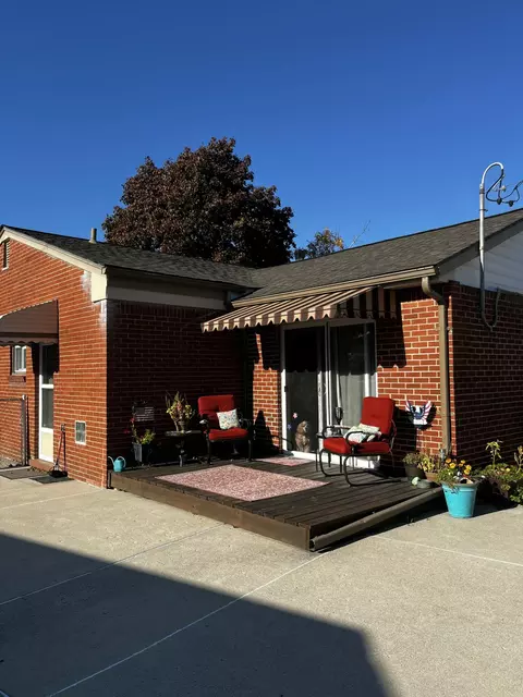 25760 Thomas Dr, Warren, MI 48091 photo 23