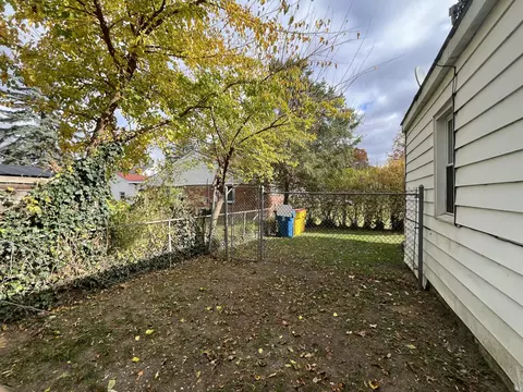 4328 Edmund St, Wayne, MI 48184 photo 20