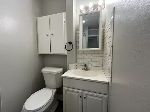 4328 Edmund St, Wayne, MI 48184 photo 14