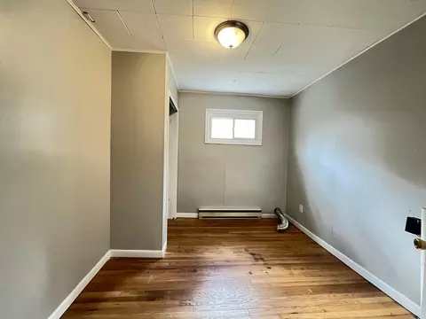 4328 Edmund St, Wayne, MI 48184 photo 8