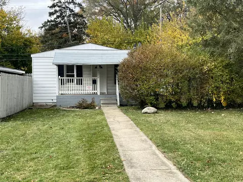 4328 Edmund St, Wayne, MI 48184