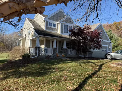 5856 Fieldstone Rdg NE, Rockford, MI 49341