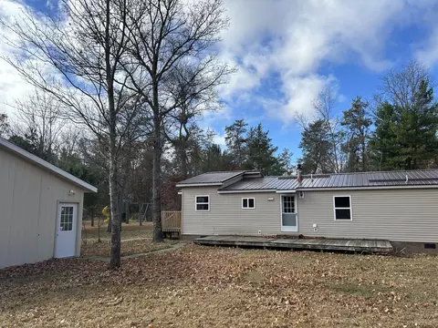 Exterior - 1040 E 92nd St, Bitely, MI 49309 photo 2 of 12