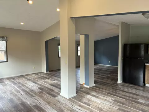 Living - 1040 E 92nd St, Bitely, MI 49309 photo 2 of 8