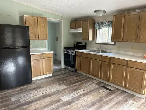 Kitchen - 1040 E 92nd St, Bitely, MI 49309 photo 2 of 2