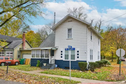302 S 15th St, Niles, MI 49120