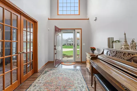 66157 Meadow View Ct, Edwardsburg, MI 49112