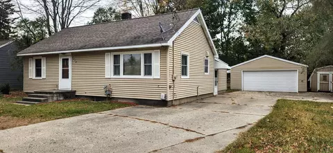 3278 Black Creek Rd, Muskegon, MI 49444