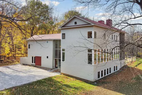 18180 Adams Rd, Galien, MI 49113