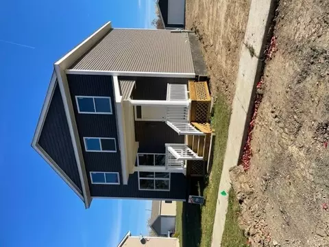 474 Mason Run Blvd, Monroe, MI 48162 photo 2