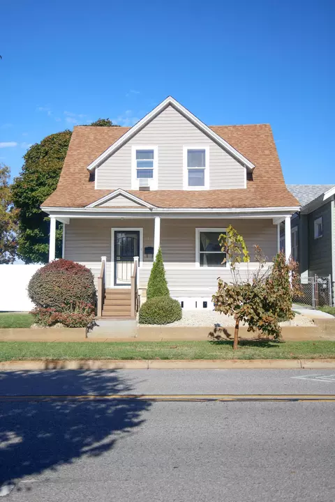 548-552 W Muskegon Ave, Muskegon, MI 49440