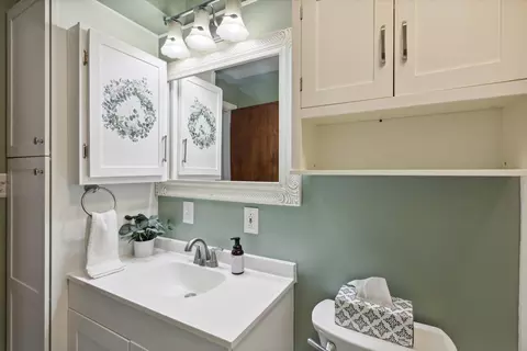1614 Cascade Ct, Jackson, MI 49203 photo 27