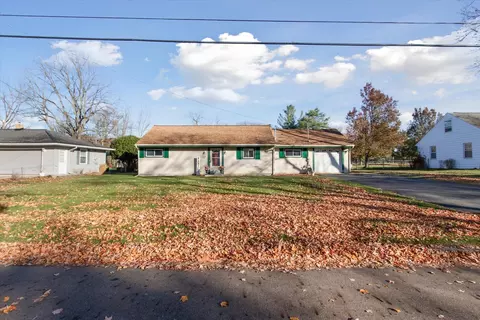 1614 Cascade Ct, Jackson, MI 49203 photo 4
