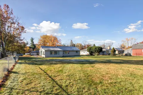 1614 Cascade Ct, Jackson, MI 49203 photo 34