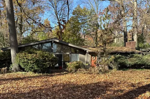 3324 Golfside Rd, Ypsilanti, MI 48197