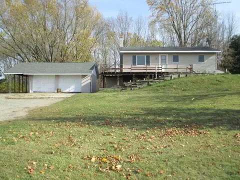 2986 N Us Highway 31, Scottville, MI 49454