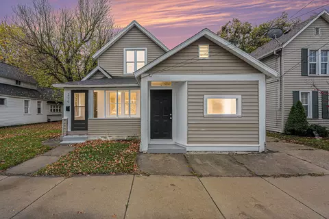 226 Ann St NE, Grand Rapids, MI 49505
