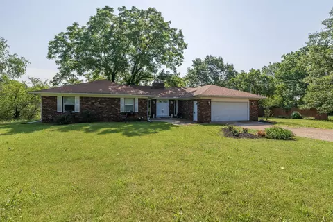 6427 S 12th St, Portage, MI 49024
