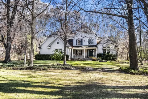 6434 Stillwater Dr, Chelsea, MI 48118