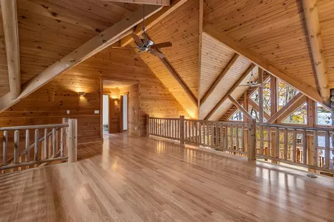 Entry Way - 10560 Plaza Ct, Jerome, MI 49249 photo 6 of 9