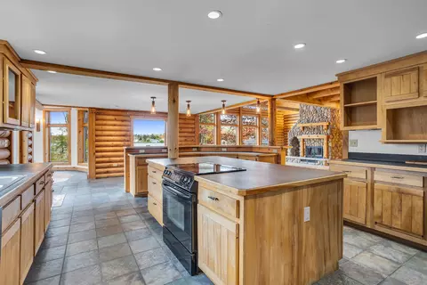 Kitchen - 10560 Plaza Ct, Jerome, MI 49249 photo 1 of 6