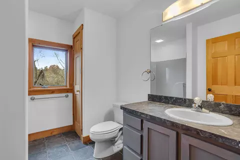 Bath - 10560 Plaza Ct, Jerome, MI 49249 photo 6 of 6
