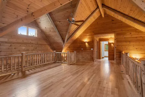 Entry Way - 10560 Plaza Ct, Jerome, MI 49249 photo 7 of 9