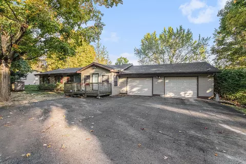 5055 Wilson Rd, Coloma, MI 49038