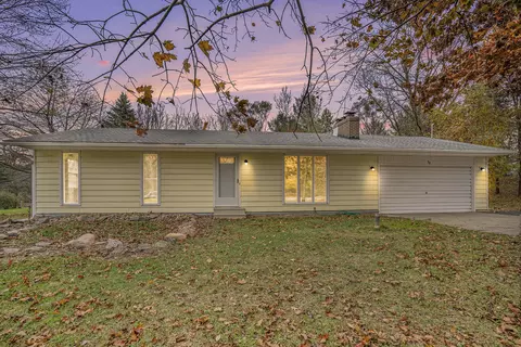 110 W Hatmaker Rd, Coldwater, MI 49036