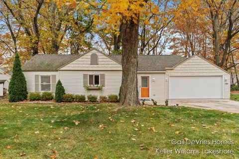 1930 Ottawa Beach Rd, Holland, MI 49424