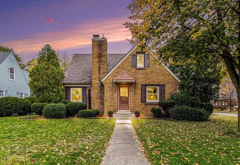 693 State St, Holland, MI 49423
