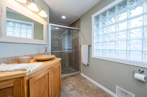 2368 Shoreham Dr, St. Joseph, MI 49085 photo 19