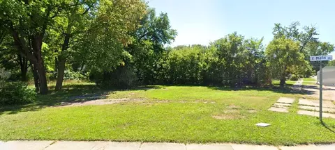 2002 E Main St, Kalamazoo, MI 49048 photo 1