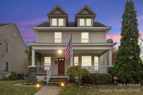 1302 Logan St SE, Grand Rapids, MI 49506