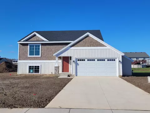 4668 Wren Dr SE, Caledonia, MI 49316