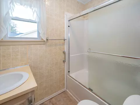 130 S Sunset St, Plainwell, MI 49080 photo 18