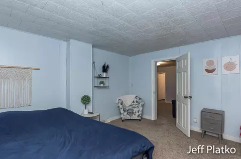 622 S Pearl St, Belding, MI 48809 photo 18