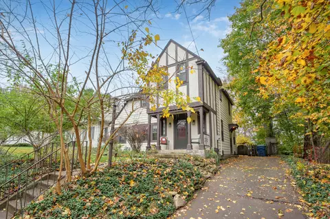735 Edgemoor Ave, Kalamazoo, MI 49008