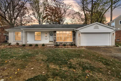 33169 Hampshire Rd, Livonia, MI 48154
