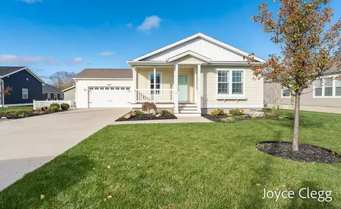 5227 E Scenic Turn Ln #65, Holland, MI 49423