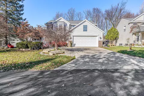 3579 Long Grove Dr SE, Grand Rapids, MI 49512