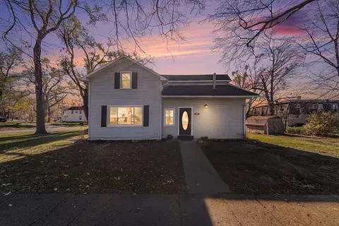 215 E Main St, Addison, MI 49220 photo 2