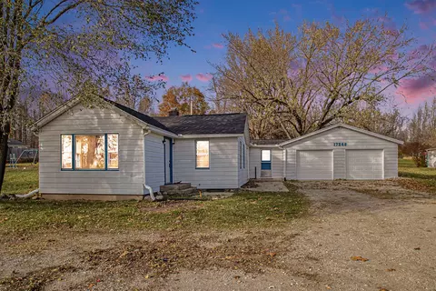 17248 Us 12, Edwardsburg, MI 49112